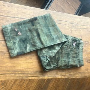 Levi’s NWT XX Chino Straight Camo Pants. 31x30. Never worn